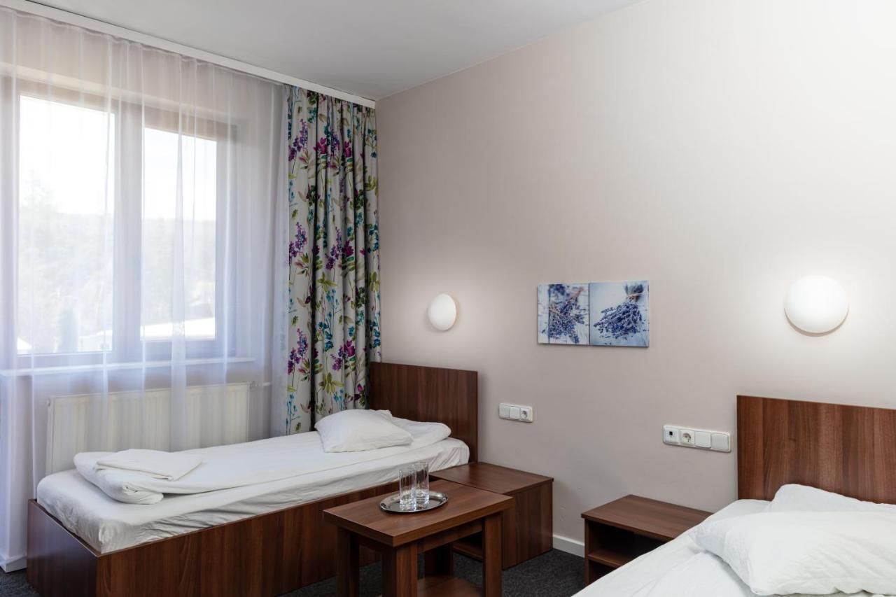 Motel Gilău Eksteriør bilde